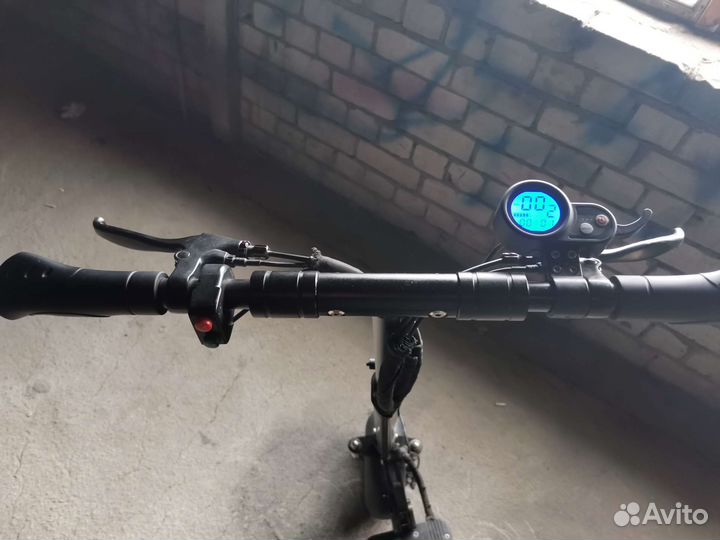 Электросамокат для взрослых с сиденьем