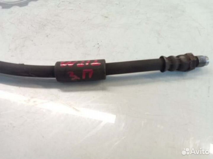 Шланг тормозной задний правый Mercedes-Benz