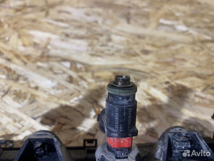 Топливная рампа Форсунка Skoda Fabia 2 00-21