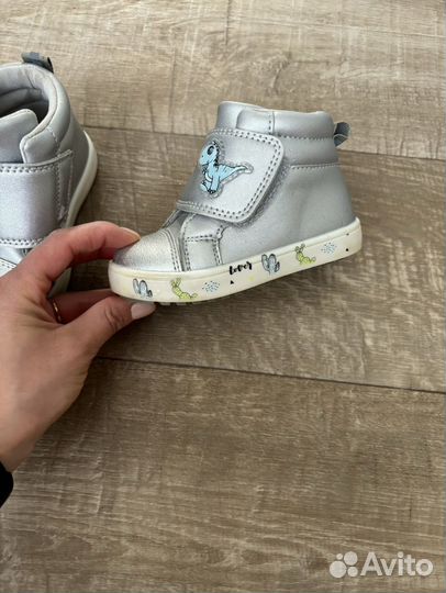 Ботинки детские 21