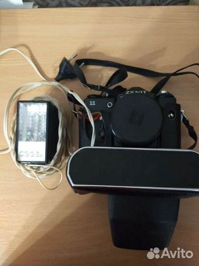 Пленочный фотоаппарат зенит