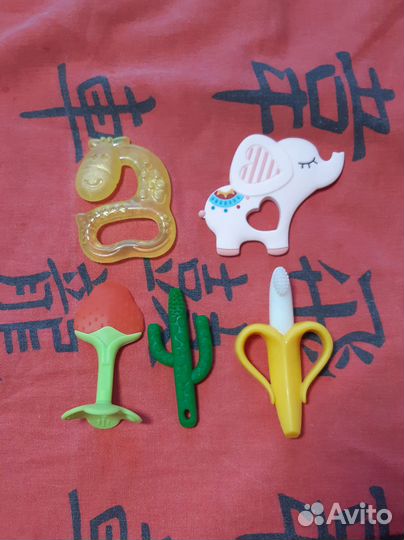 Игрушки для малыша до года развивающие 15 шт