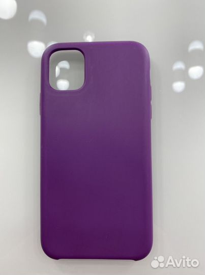 Чехол на iPhone 11