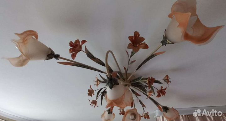 Люстра и бра