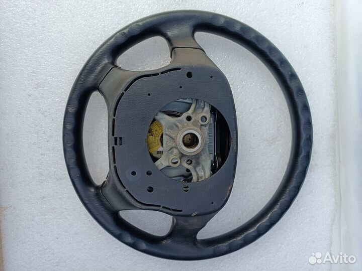 Руль Subaru с подушкой