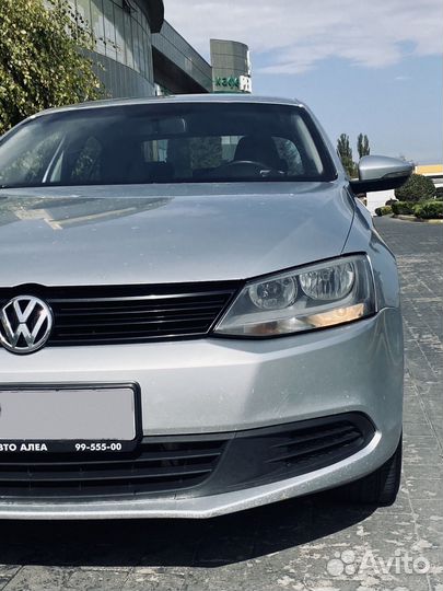 Volkswagen Jetta 1.6 AT, 2012, 230 000 км