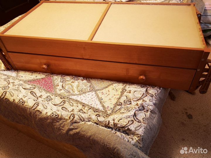 Подкроватный ящик Гандылян с маятником