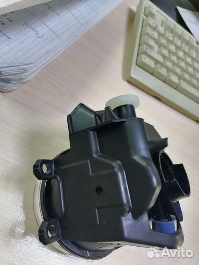 Туманка Тойота Аурис Королла Раф 4