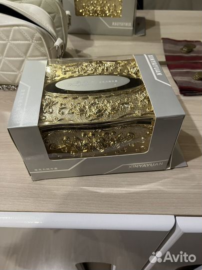 Салфетница интерьерная новая производство Иран