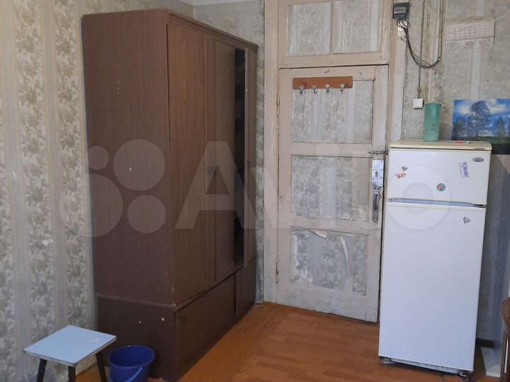 Комната 13,1 м² в 6-к., 1/2 эт.