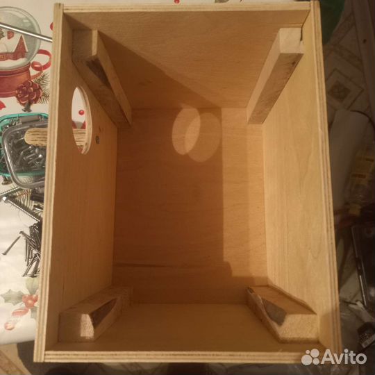 Гнездо, домик для попугаев, кореллов