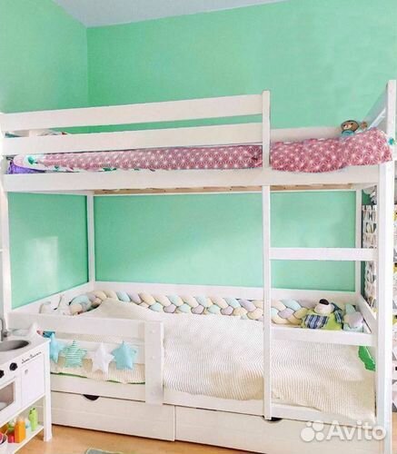 Кровать двухъярусная 
