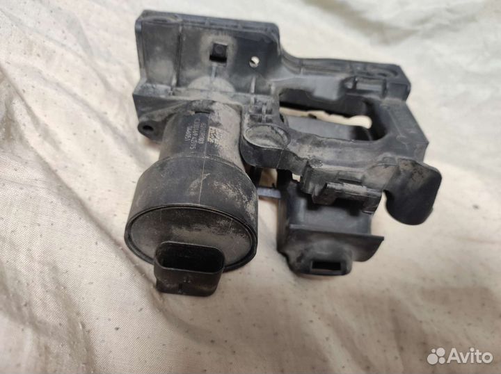 Mercedes S class W222 механизм передней камеры