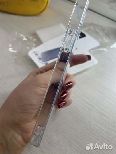 Чехол на iPhone