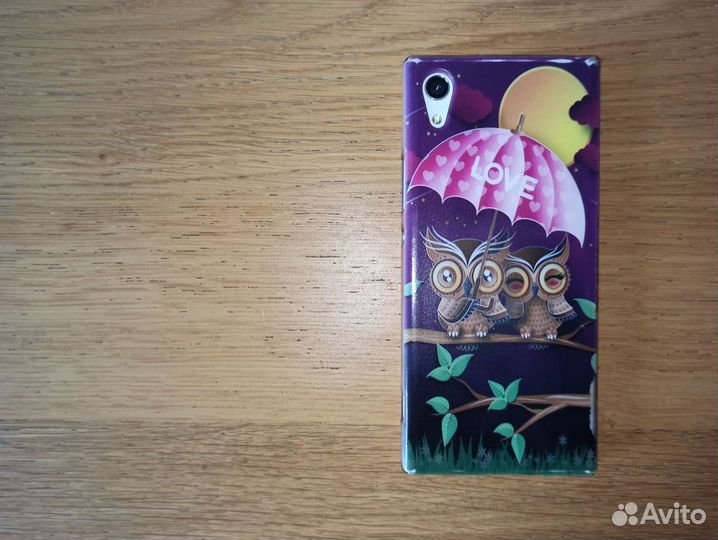 Чехлы на телефон (Sony XA1, Samsyng S6, honor 20)