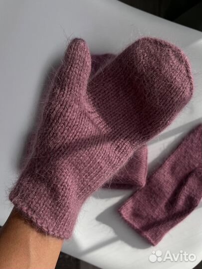 Комплект шапка бини и варежки из норки