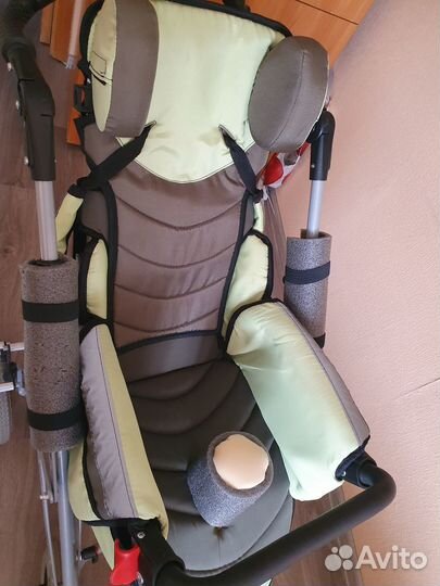 Коляска для детей с дцп