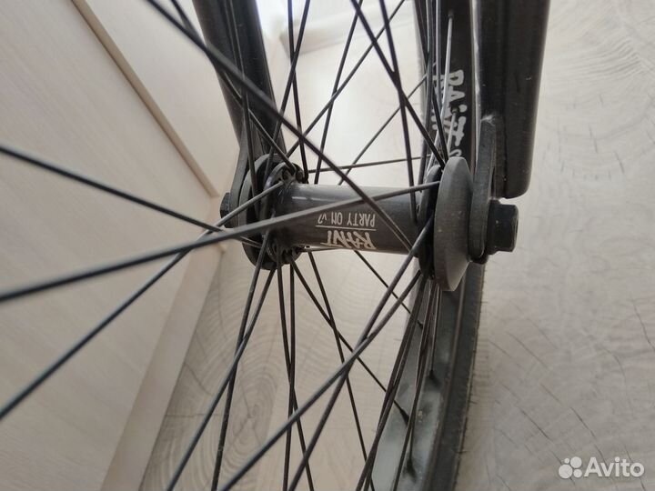 Трюковой велосипед BMX