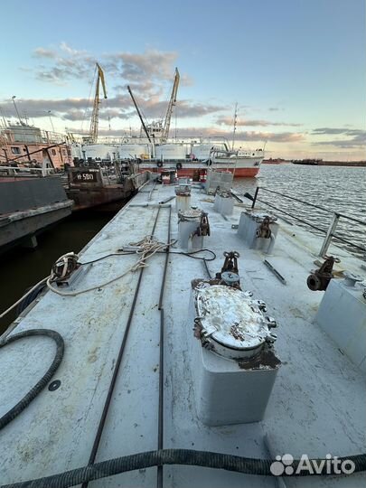 Продаеться наливная баржа