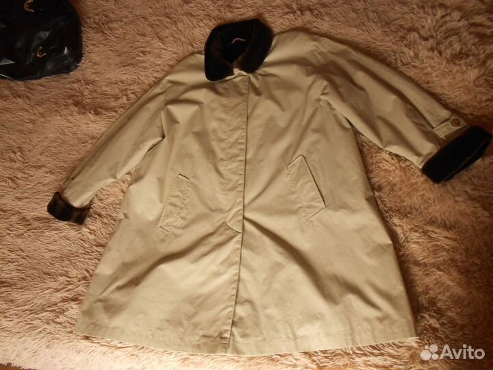 Плащ пальто