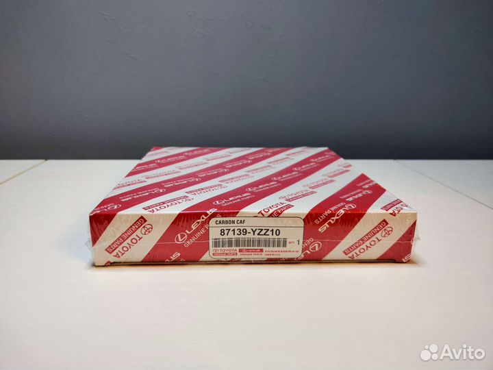 Салонный фильтр Toyota 87139-YZZ10 (угольный)