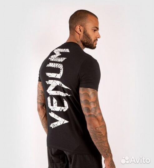 Футболка Venum Giant