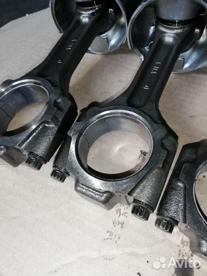 Поршни с Шатунами Hyundai Santa Fe 2.2 D4EB