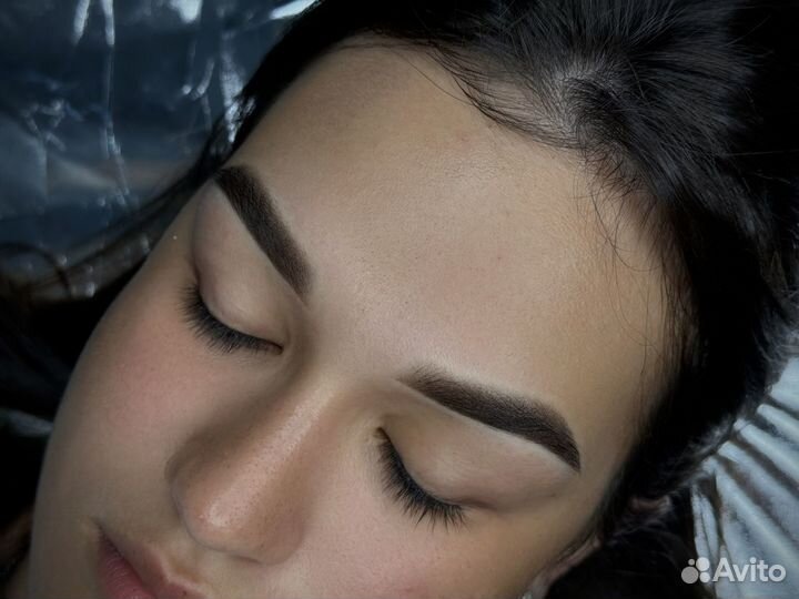 Перманентный макияж бровей губ и век татуаж