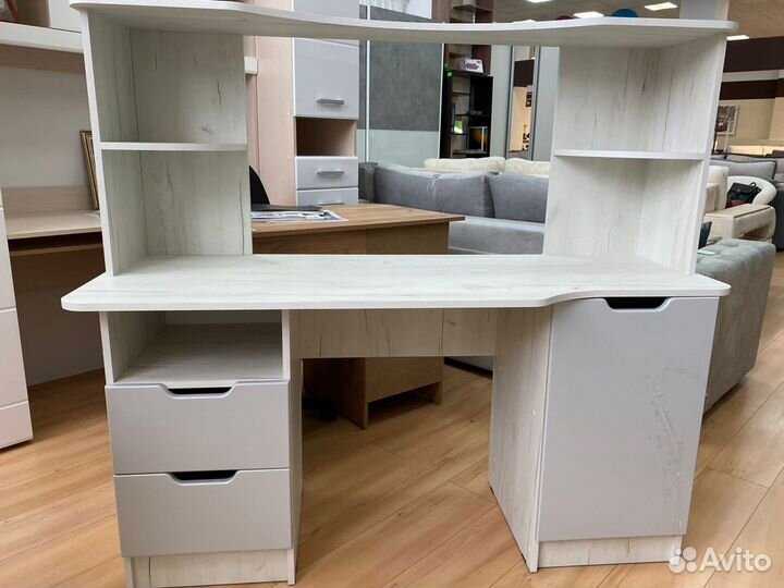 Юниор 15 компьютерный стол