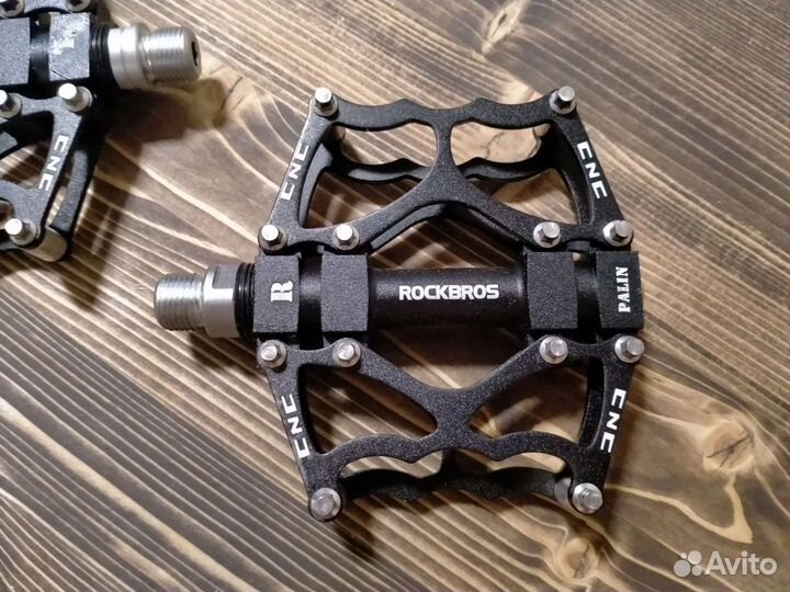 Педали для велосипеда (новые)