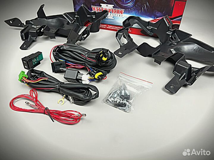 Уст комплект туманок Qashqai 2м с18г