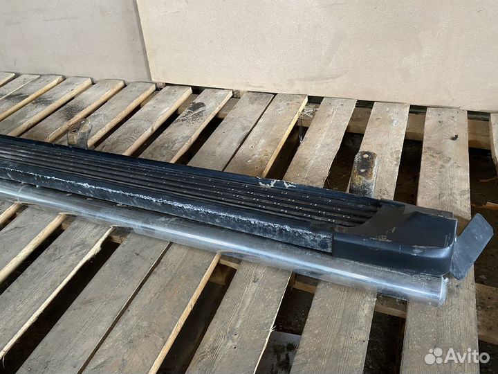 Порог левый Круизер 200(1 рест)