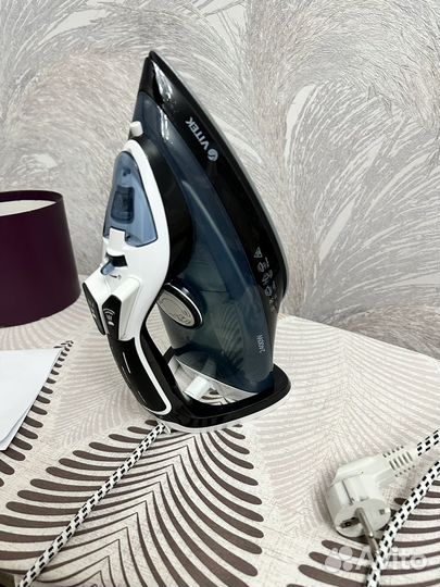 Утюг Vitek 2400 Вт