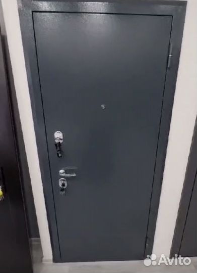 Дверь в квартиру