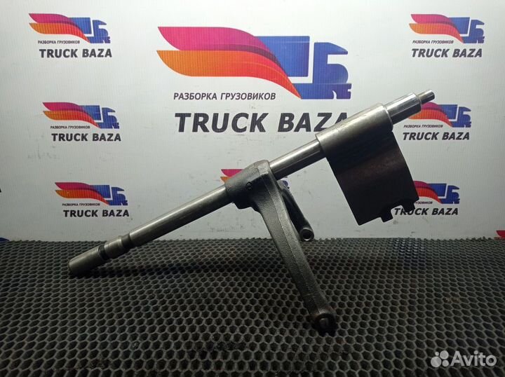 Вилка включения передач кпп ZF