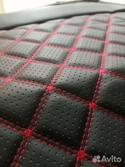 Чехлы Авто+ LADA Granta седан 12-18 г. красная стр