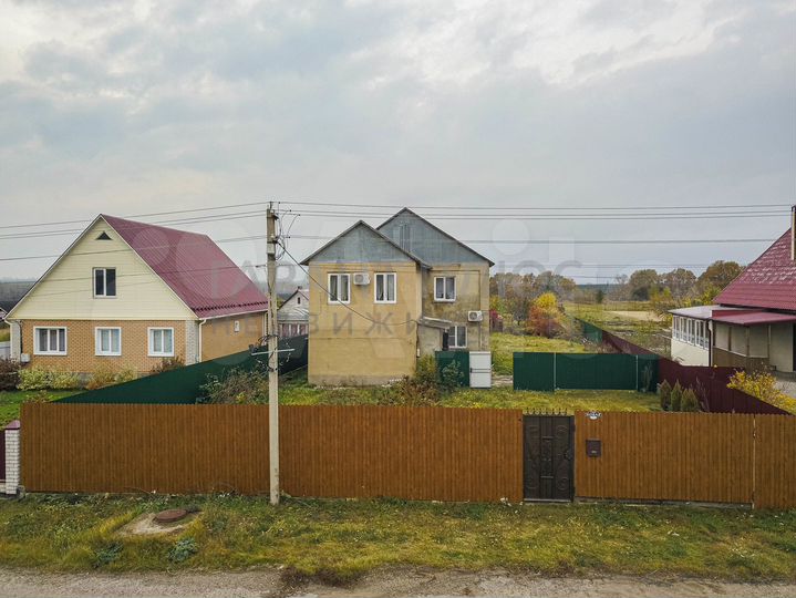 Коттедж 267,8 м² на участке 25 сот.