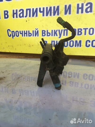 Рейка топливная (рампа) Peugeot 206