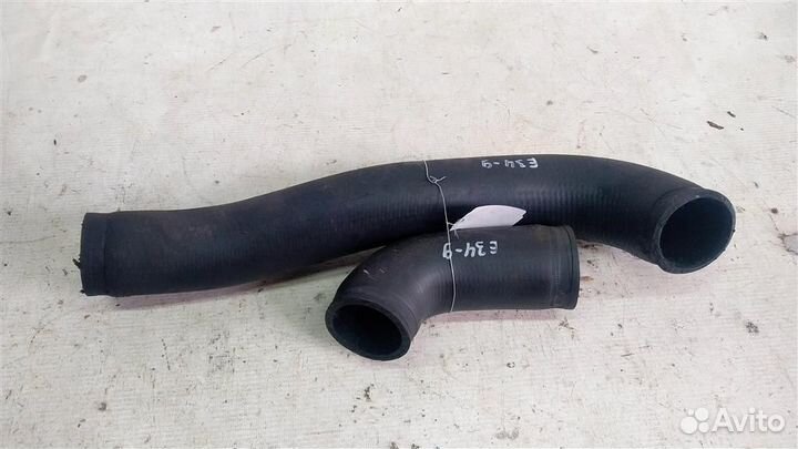 Патрубок интеркулера BMW 5 E34 88-95г