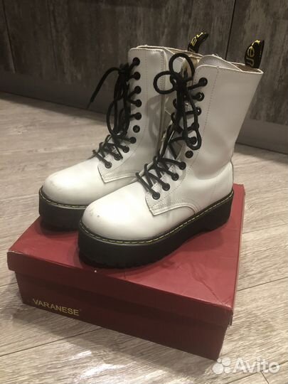 Продам ботинки