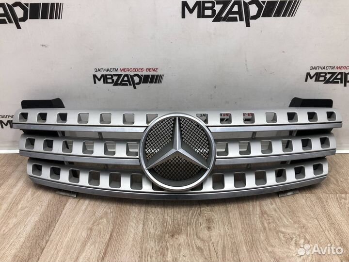 Решетка радиатора Mercedes W164 ML 164