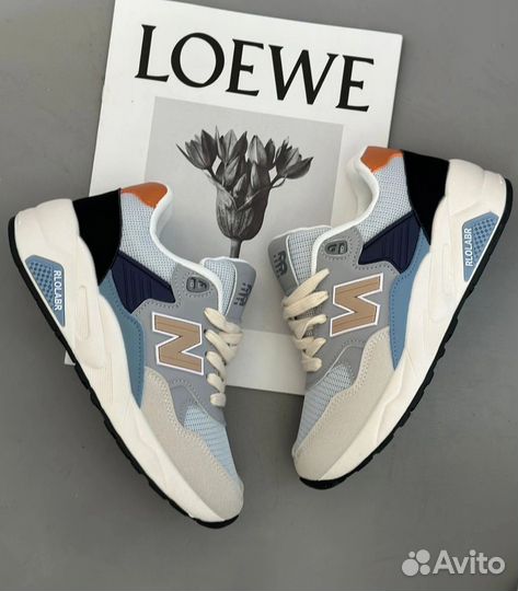 Кроссовки женские new balance