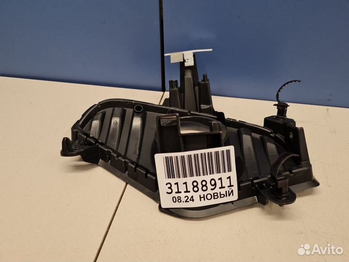 Решётка в бампер левая Toyota RAV 4 2019