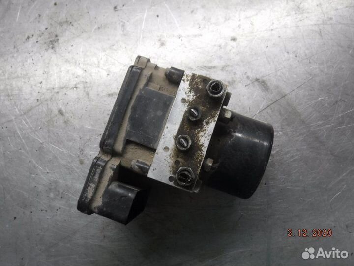 Блок abs Ford Focus 3 pnda 2012