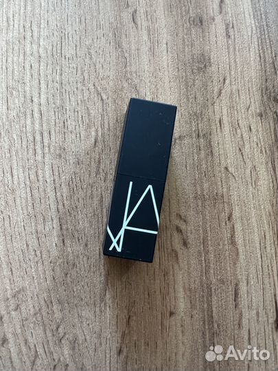 Nars помада