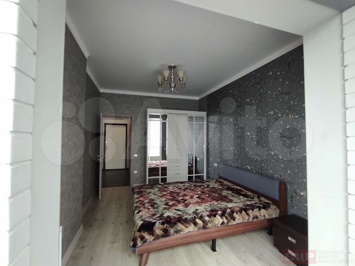 1-к. квартира, 40 м², 8/16 эт.