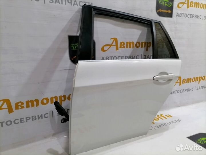 Дверь задняя левая Bmw 3 Series E91 N52B25AF 2009