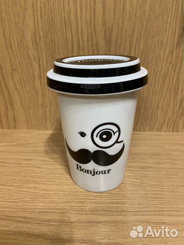 Стаканы с крышками