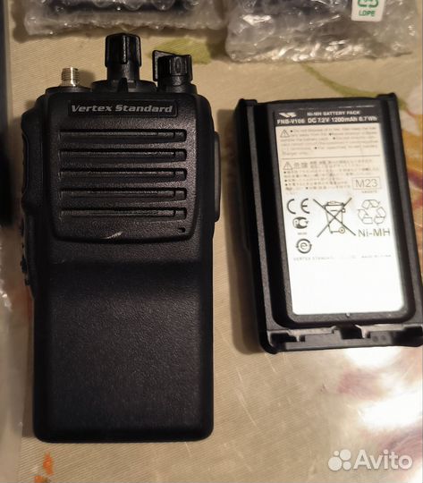 Радиостанция Vertex VX-231 аккумуляторы FNB-V106