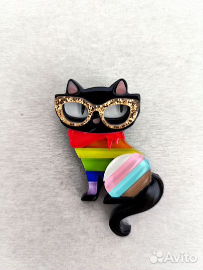 Брошь Умная кошечка